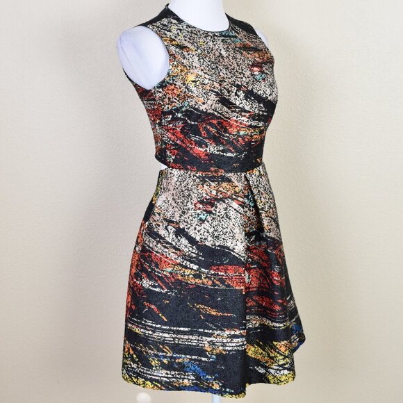 Hunter Bell Stevie Printed Cutout Shimmer Dress - 0 - Picture 7 of 10